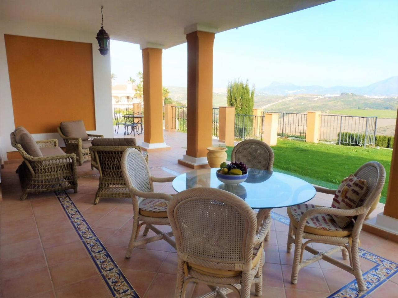 Villa Princesa Kristina Castillo de Sabinillas Екстер'єр фото