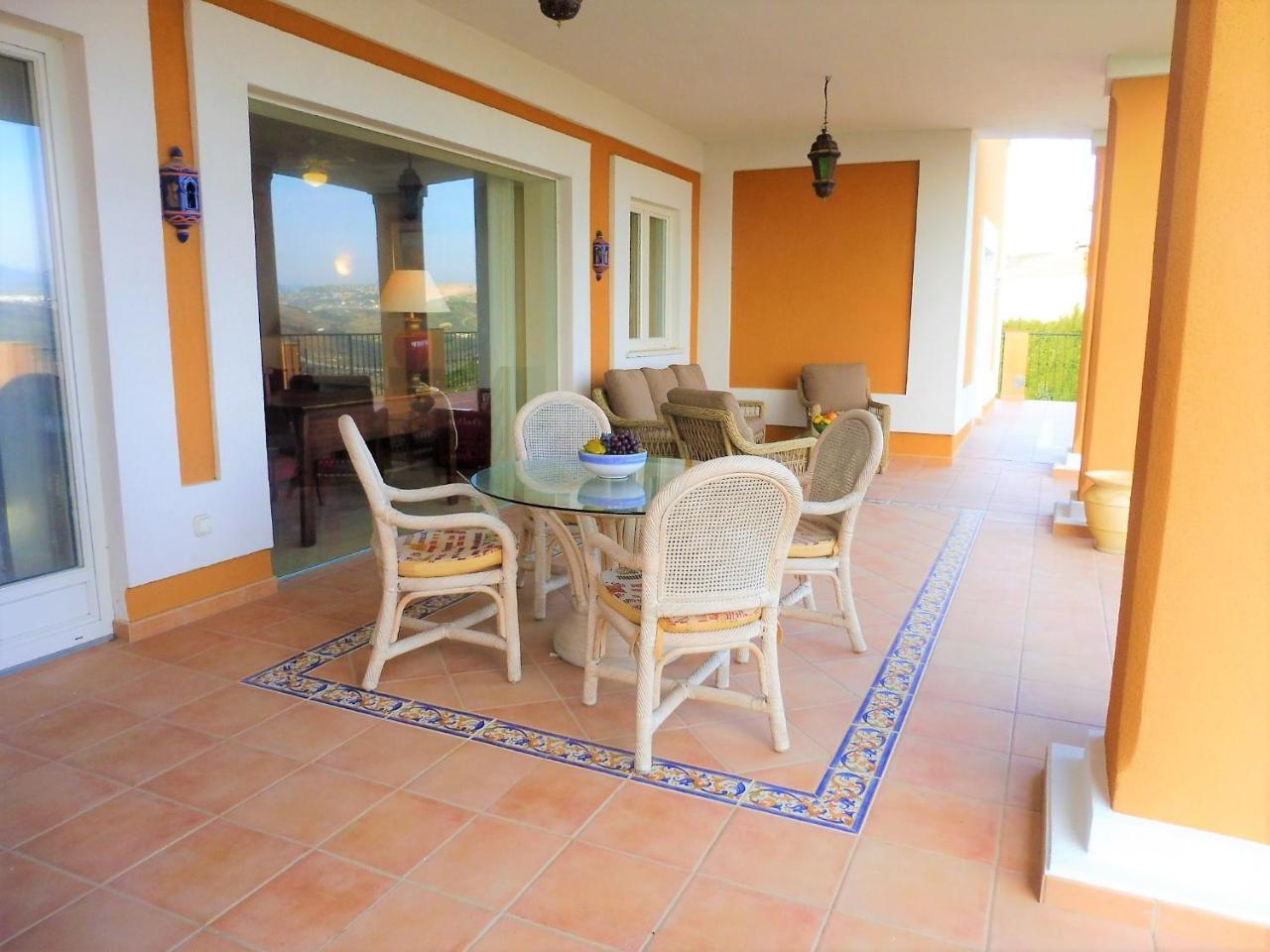 Villa Princesa Kristina Castillo de Sabinillas Екстер'єр фото